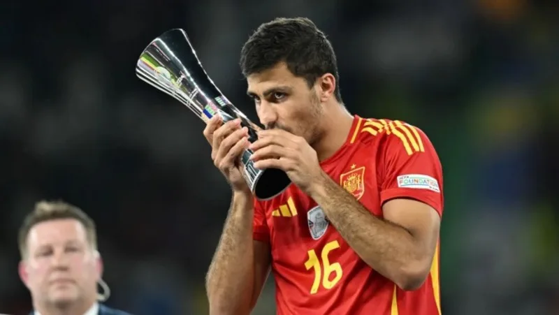 Rodri góp vai trò quan trọng trong hành trình thành công của đội tuyển Tây Ban Nha tại EURO 2024.