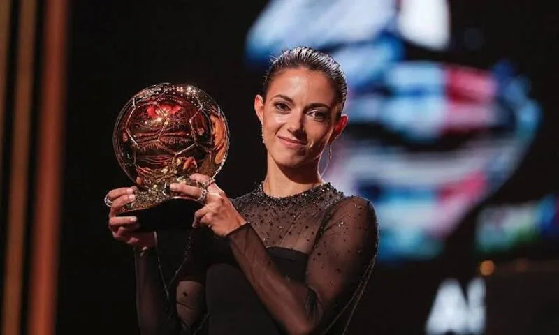 Aitana Bonmatí tiếp tục khẳng định vị thế hàng đầu khi giành Quả Bóng Vàng nữ 2024.
