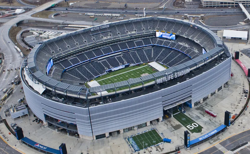 Sân vận động Metlife tọa lạc tại East Rutherford, bang New Jersey, gần khu vực thành phố New York.